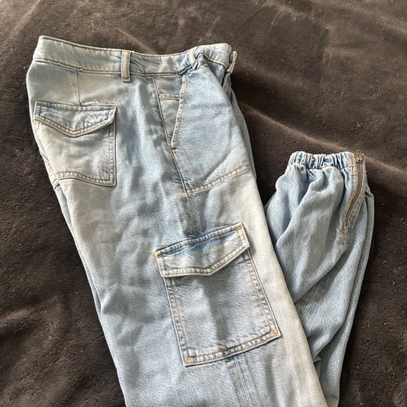 Guess denim jogger - Picture 2 of 4